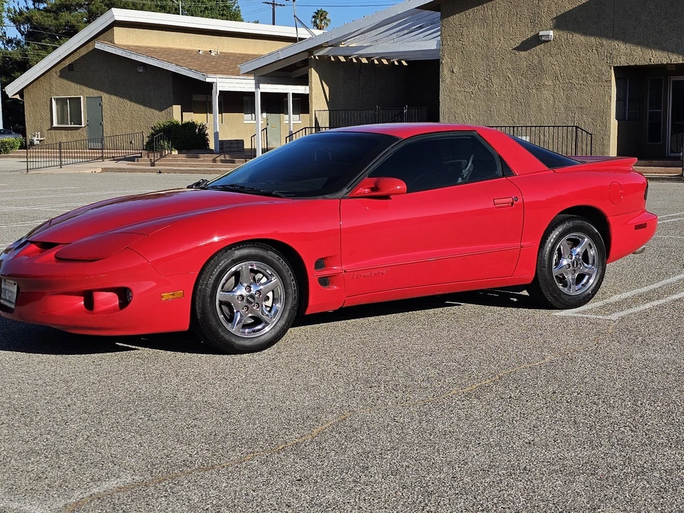 2002 Pontiac Firebird 4th Gen - Image 19 of 31