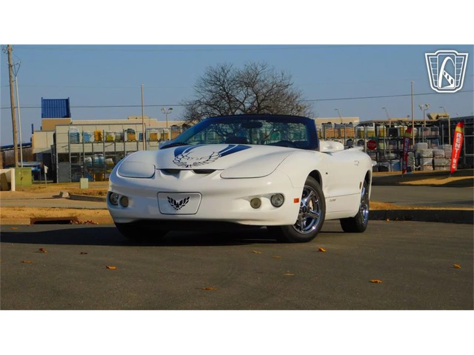 2002 Pontiac Firebird 4th Gen - Image 2 of 31