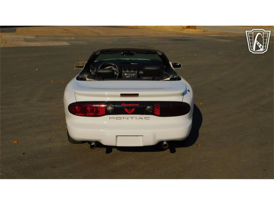 2002 Pontiac Firebird 4th Gen - Image 22 of 31