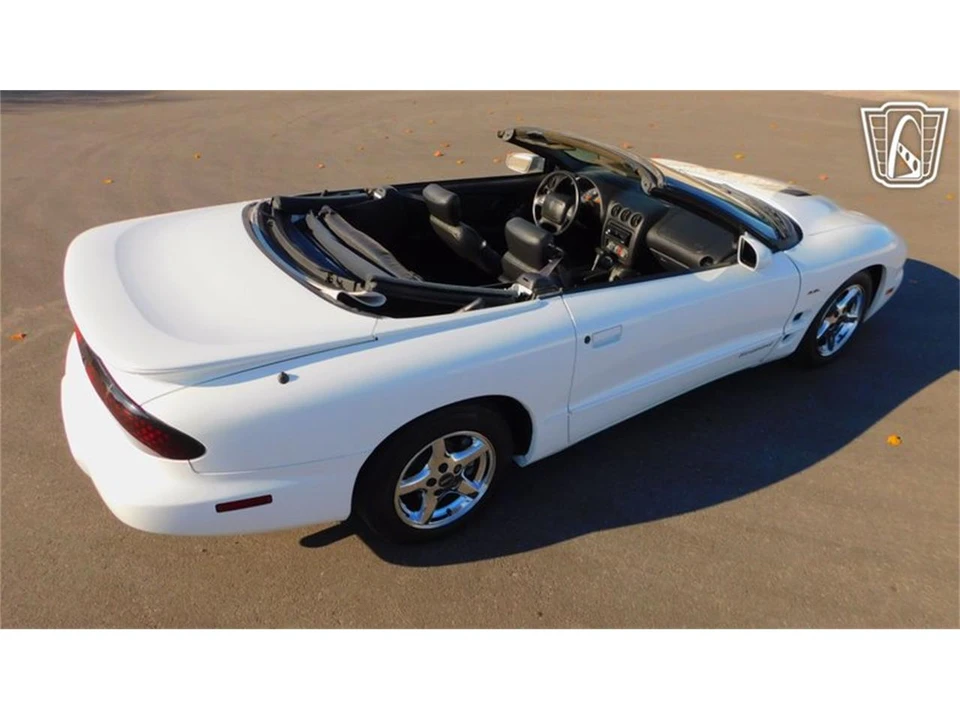 2002 Pontiac Firebird 4th Gen - Image 28 of 31