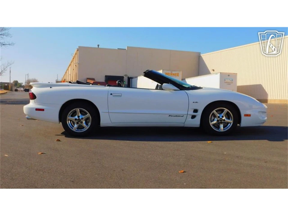 2002 Pontiac Firebird 4th Gen - Image 30 of 31