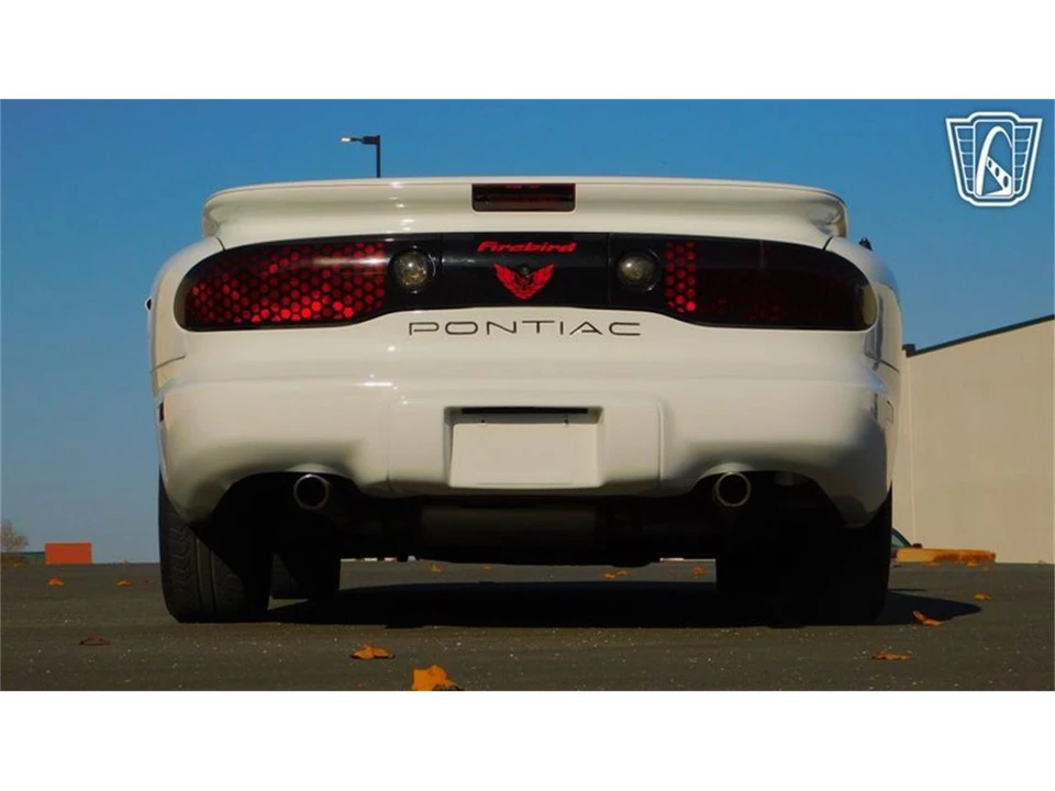 2002 Pontiac Firebird 4th Gen - Image 20 of 31