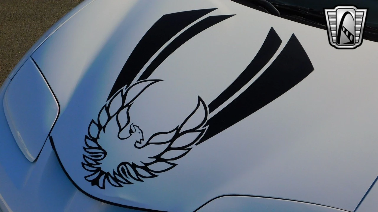 2002 Pontiac Firebird 4th Gen - Image 10 of 21