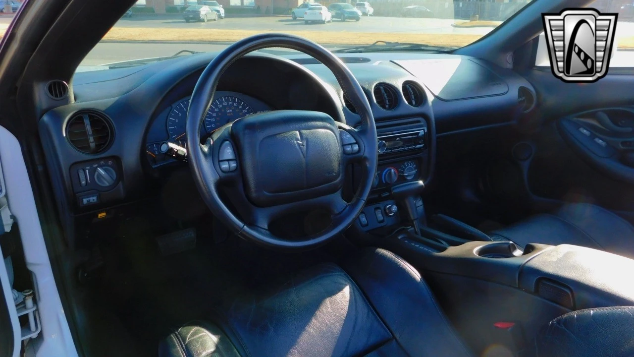 2002 Pontiac Firebird 4th Gen - Image 20 of 21