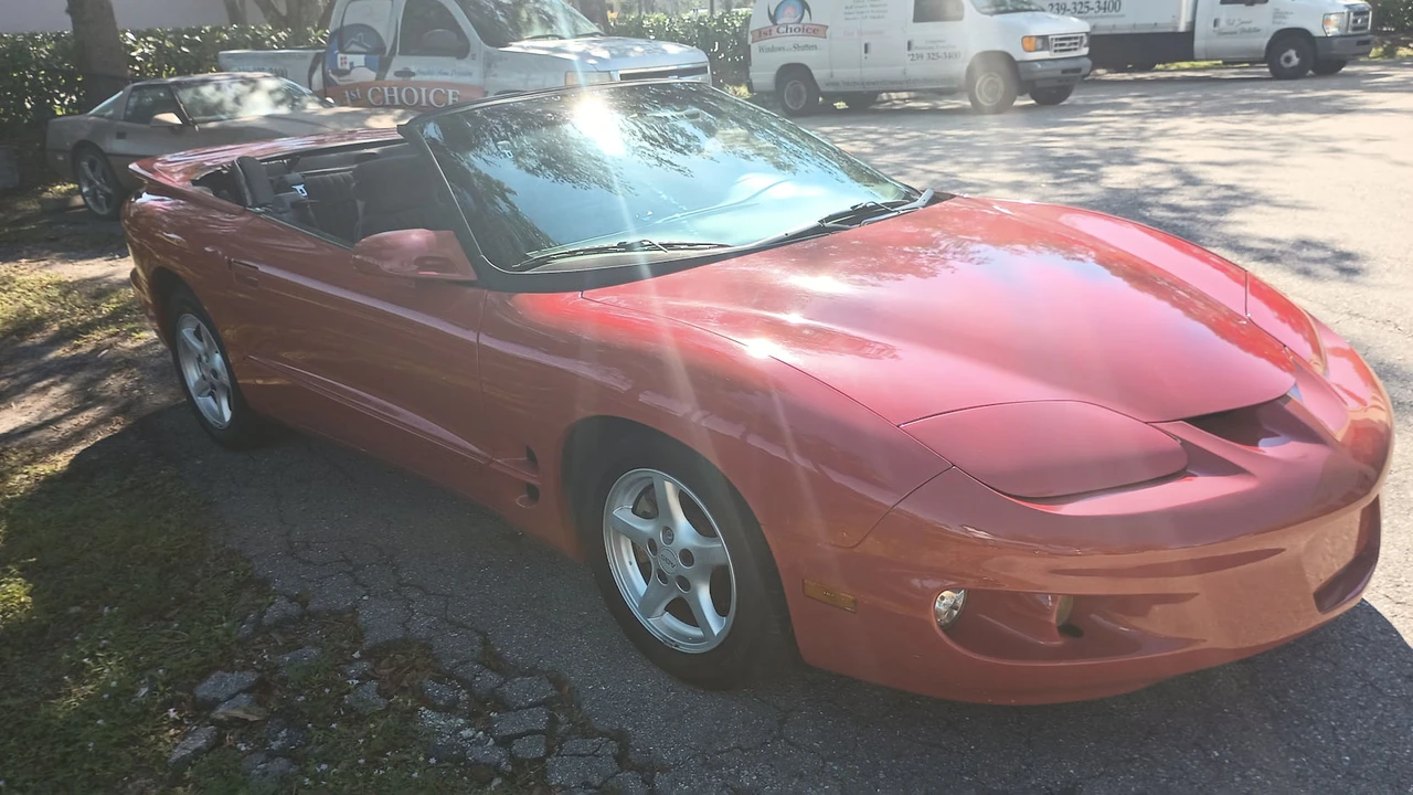 2002 Pontiac Firebird 4th Gen - Image 11 of 14