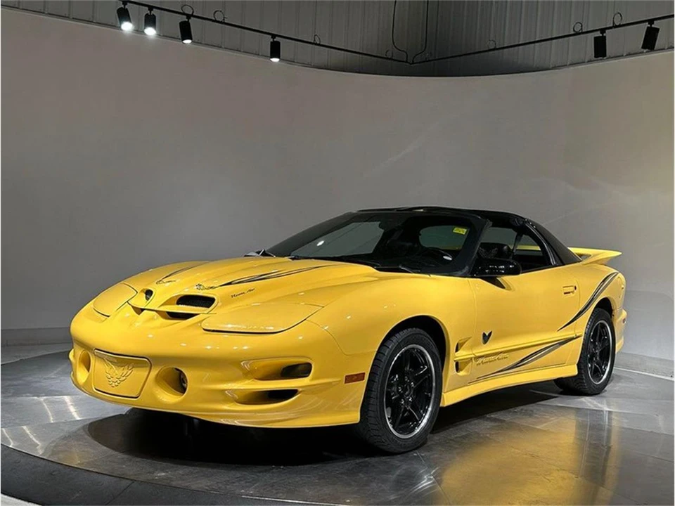 2002 Pontiac Firebird 4th Gen - Image 2 of 31