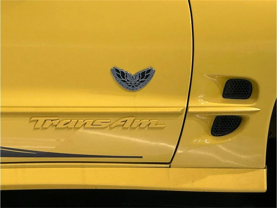 2002 Pontiac Firebird 4th Gen - Image 5 of 31