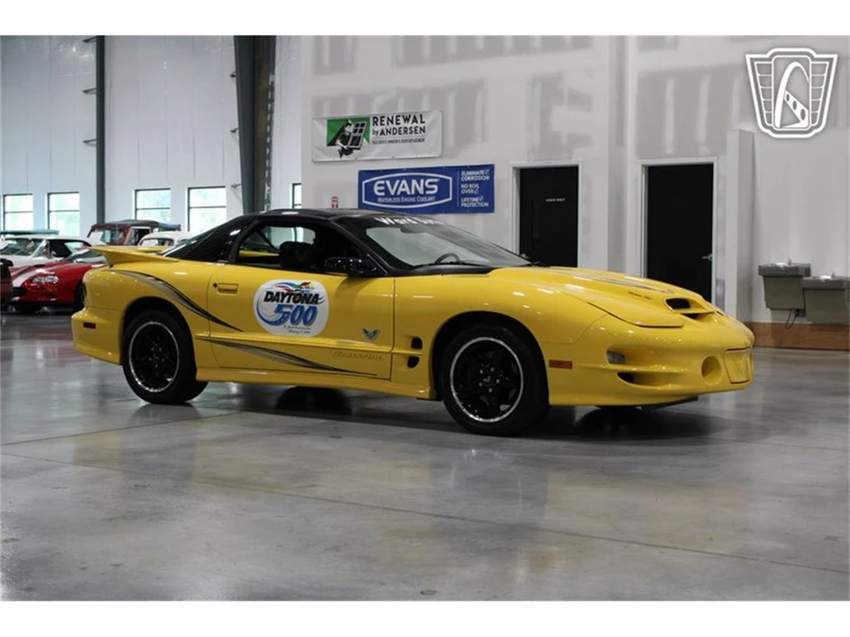 2002 Pontiac Firebird 4th Gen - Image 20 of 31