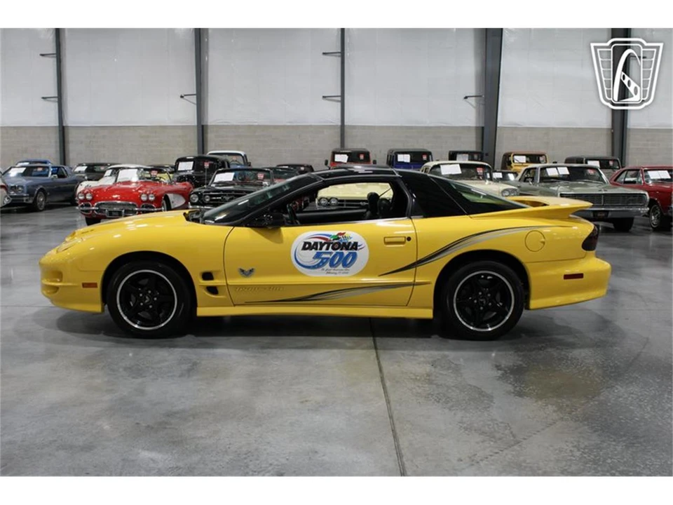 2002 Pontiac Firebird 4th Gen - Image 7 of 31