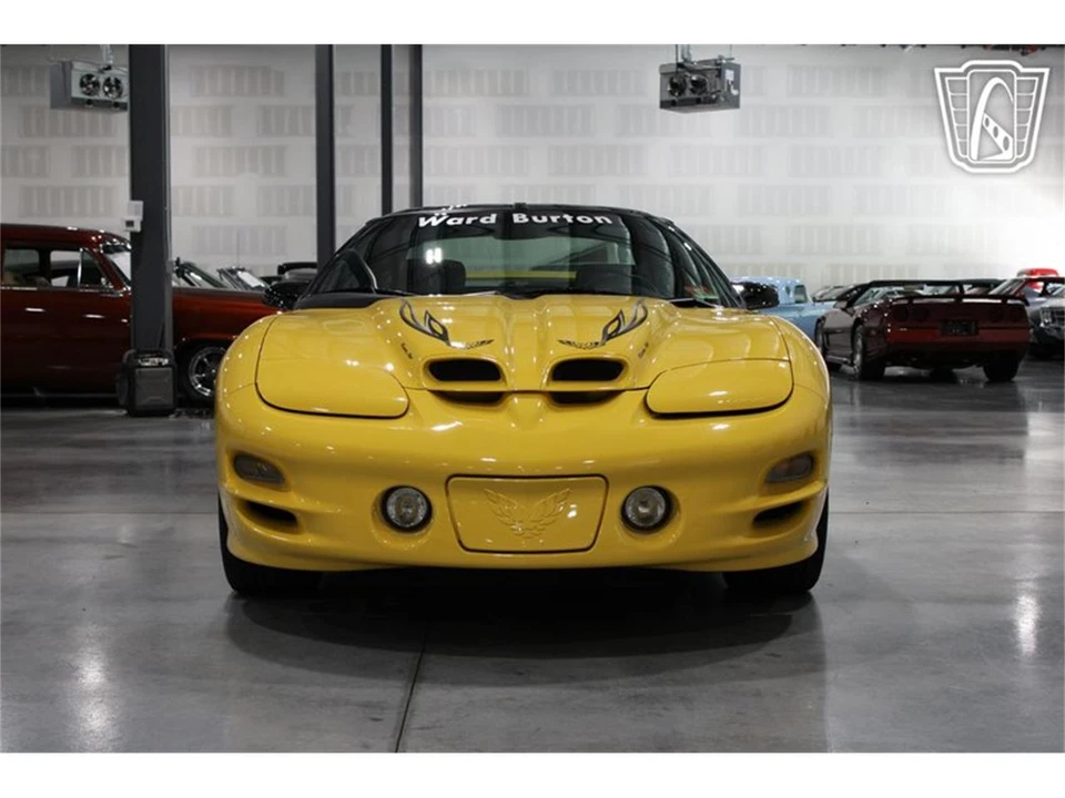 2002 Pontiac Firebird 4th Gen - Image 21 of 31