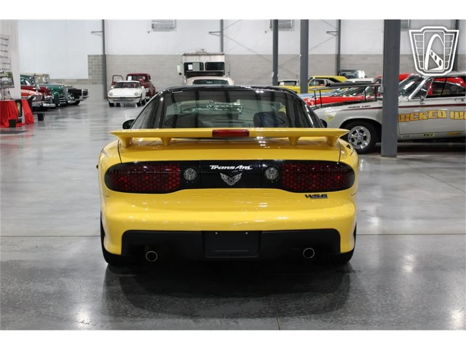 2002 Pontiac Firebird 4th Gen - Image 9 of 31