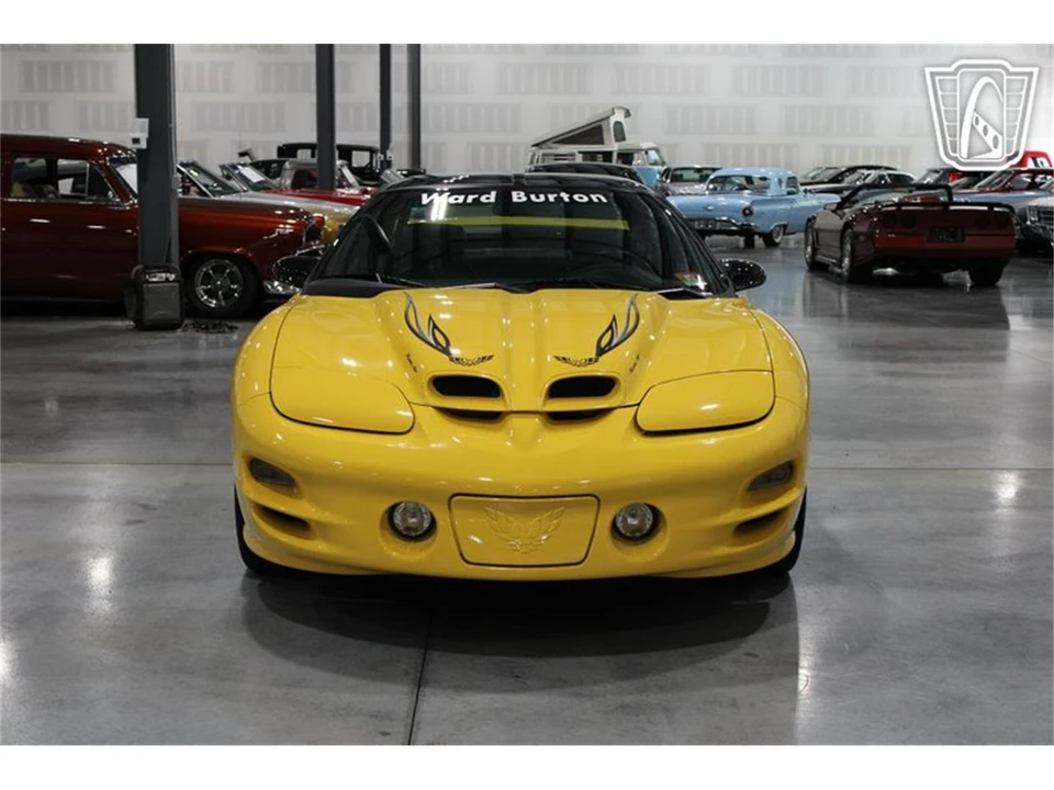 2002 Pontiac Firebird 4th Gen - Image 13 of 31