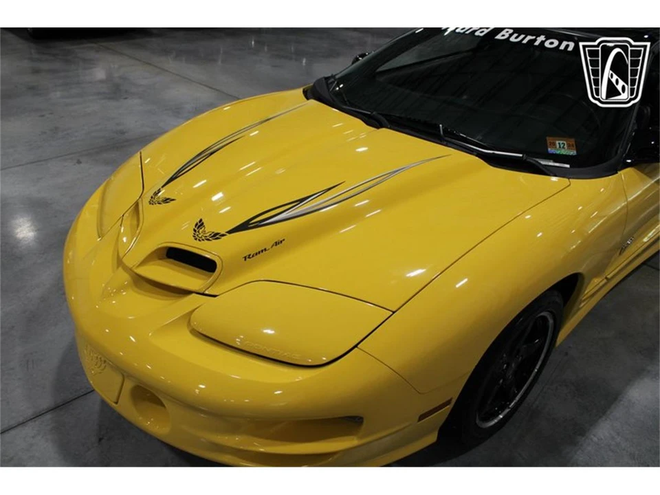 2002 Pontiac Firebird 4th Gen - Image 23 of 31