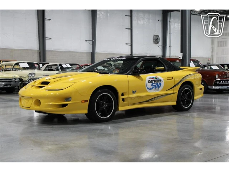 2002 Pontiac Firebird 4th Gen - Image 14 of 31
