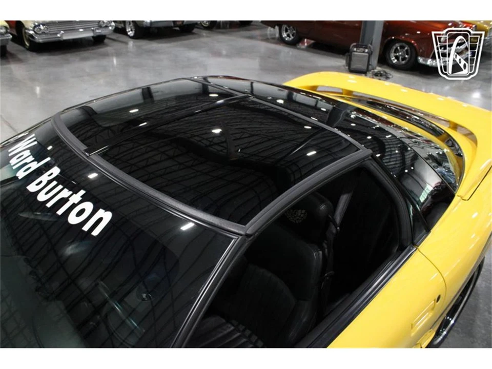 2002 Pontiac Firebird 4th Gen - Image 24 of 31