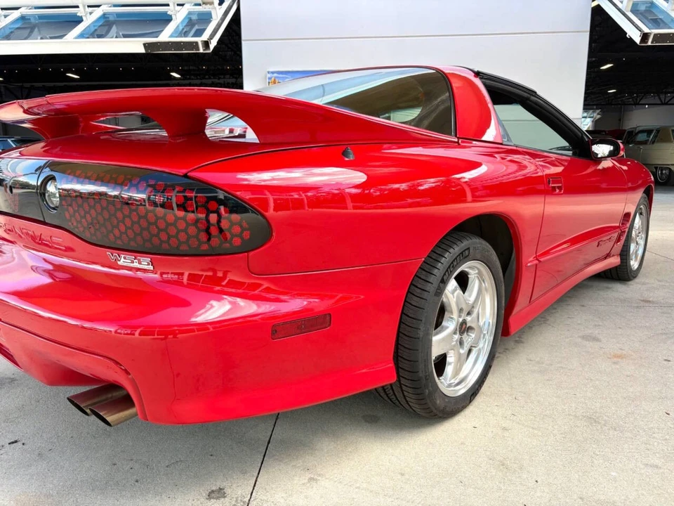 2002 Pontiac Firebird 4th Gen - Image 15 of 31