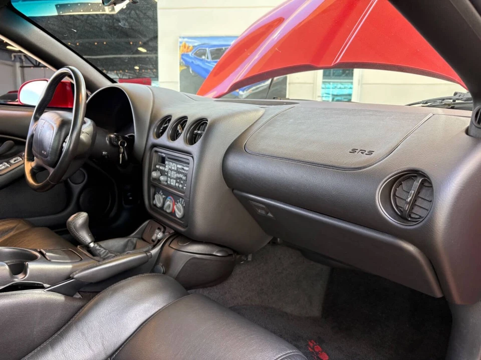2002 Pontiac Firebird 4th Gen - Image 28 of 31