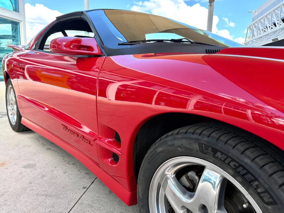 2002 Pontiac Firebird 4th Gen - Image 17 of 31