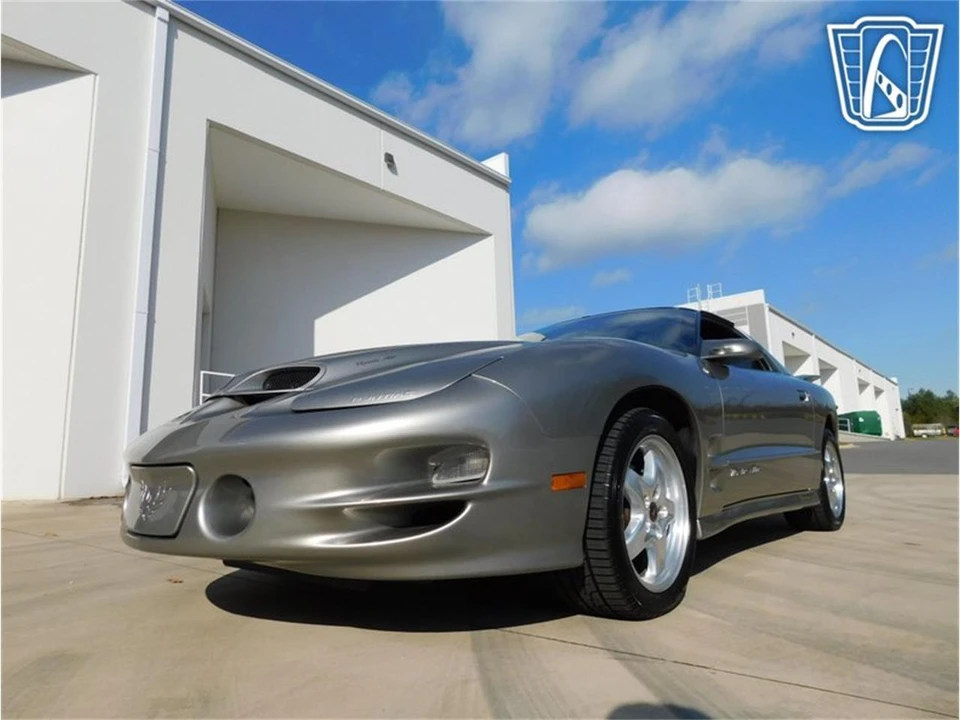 2002 Pontiac Firebird 4th Gen - Image 6 of 31
