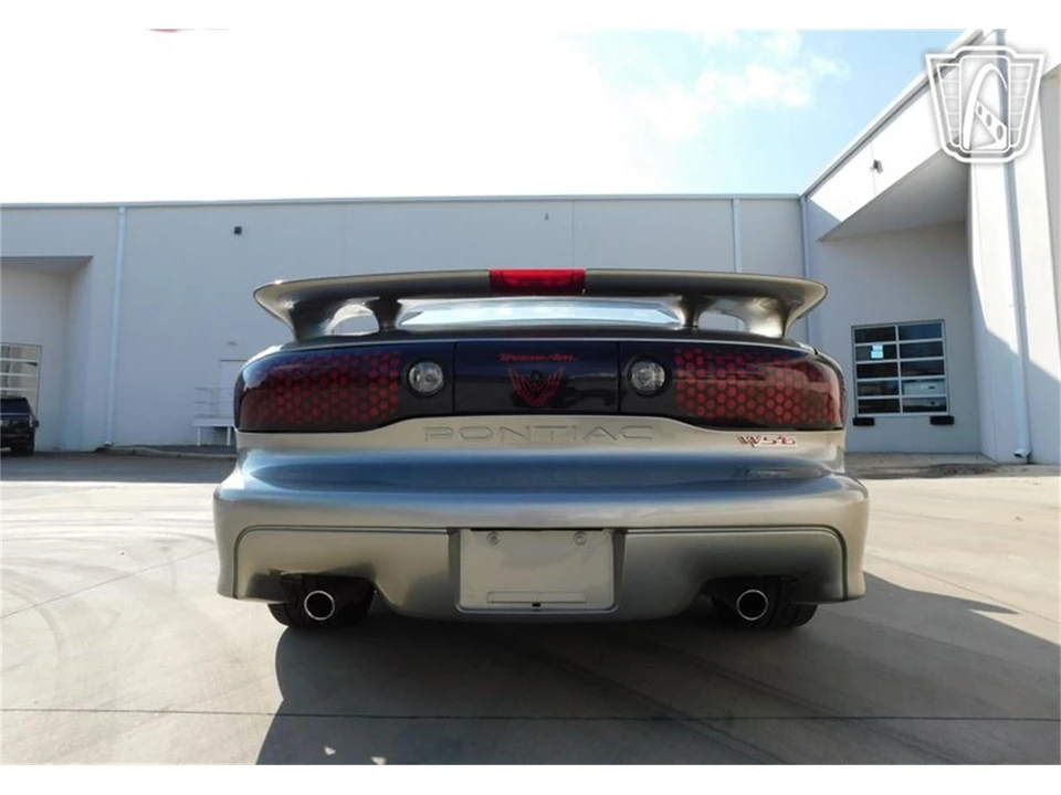 2002 Pontiac Firebird 4th Gen - Image 21 of 31