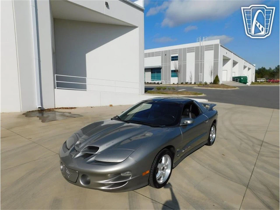 2002 Pontiac Firebird 4th Gen - Image 8 of 31