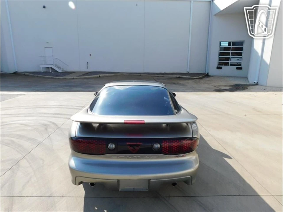 2002 Pontiac Firebird 4th Gen - Image 23 of 31