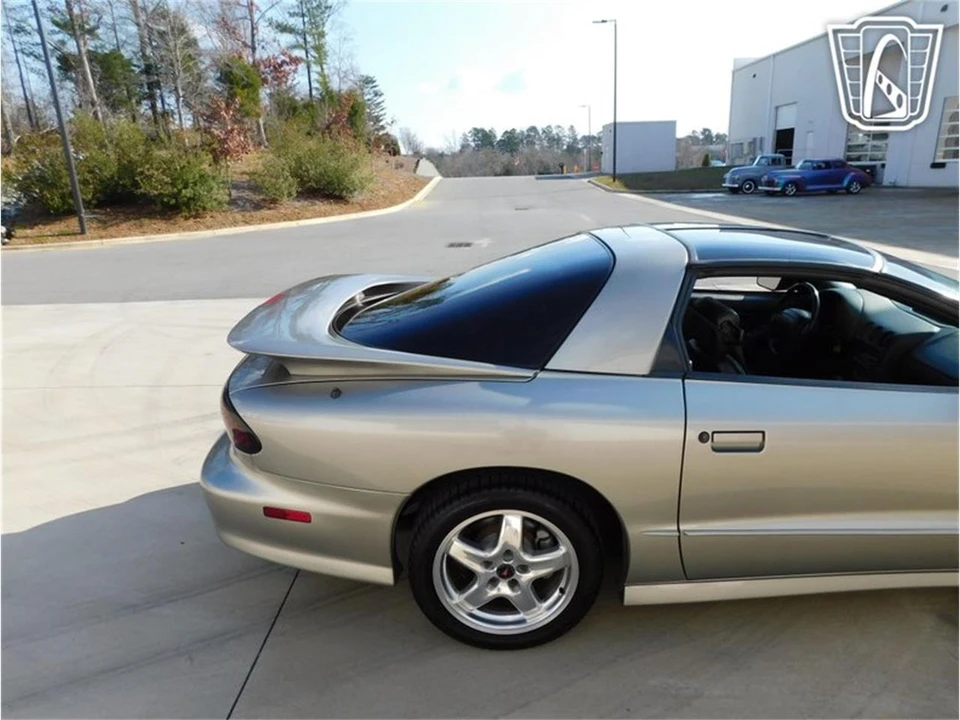 2002 Pontiac Firebird 4th Gen - Image 29 of 31