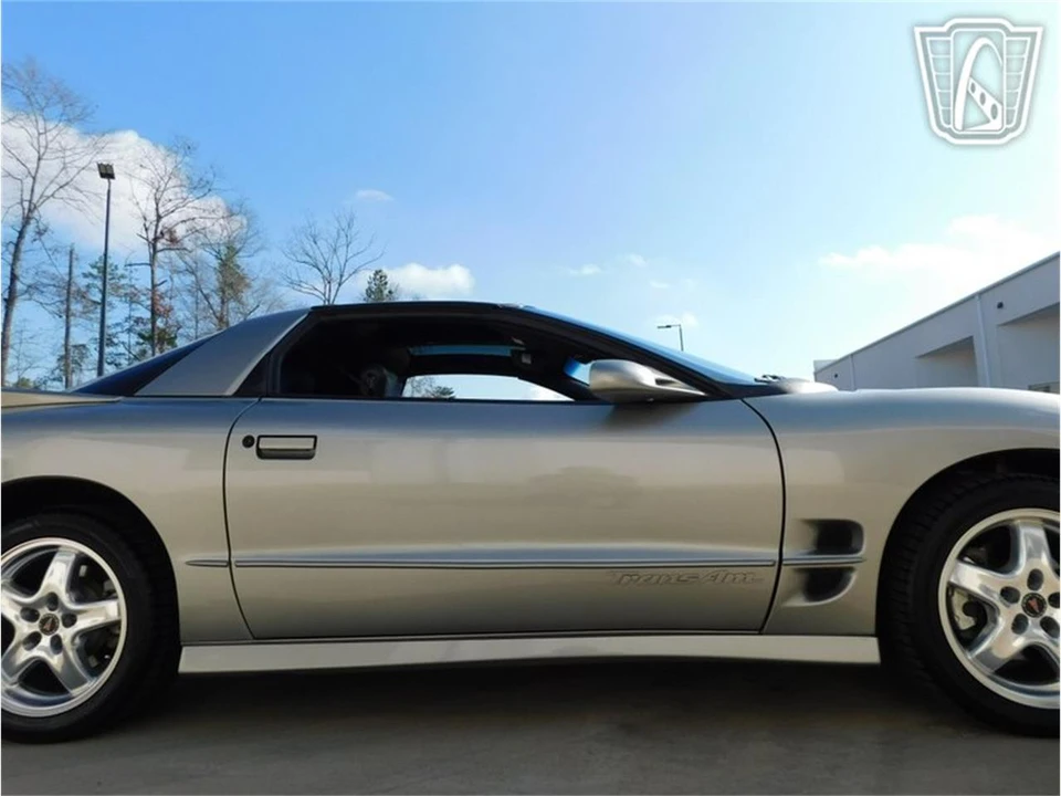 2002 Pontiac Firebird 4th Gen - Image 30 of 31