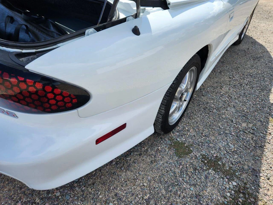 2002 Pontiac Firebird 4th Gen - Image 26 of 31