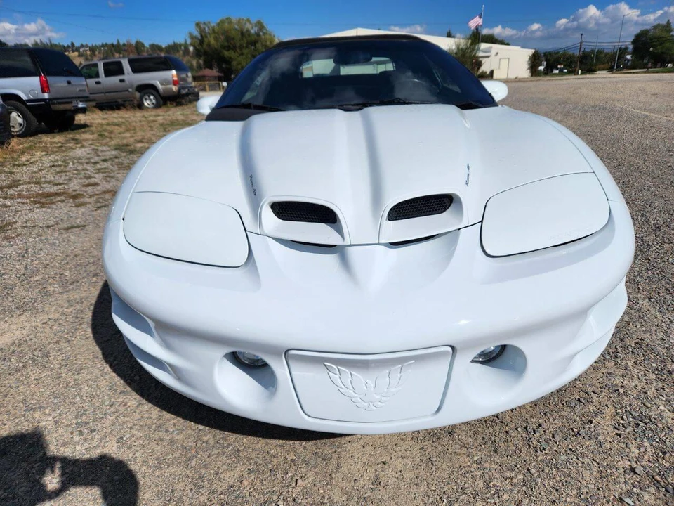 2002 Pontiac Firebird 4th Gen - Image 18 of 31