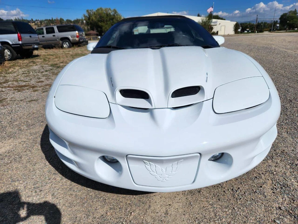 2002 Pontiac Firebird 4th Gen - Image 18 of 31