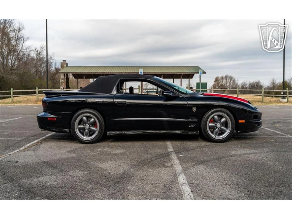 2002 Pontiac Firebird 4th Gen - Image 21 of 31