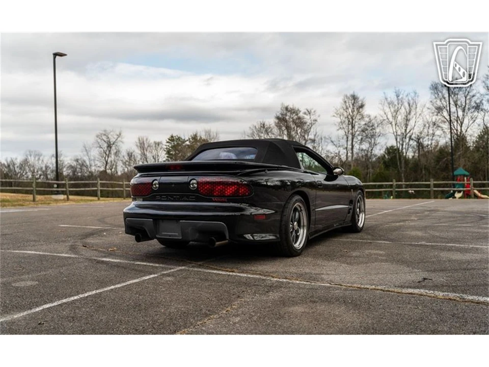 2002 Pontiac Firebird 4th Gen - Image 18 of 31