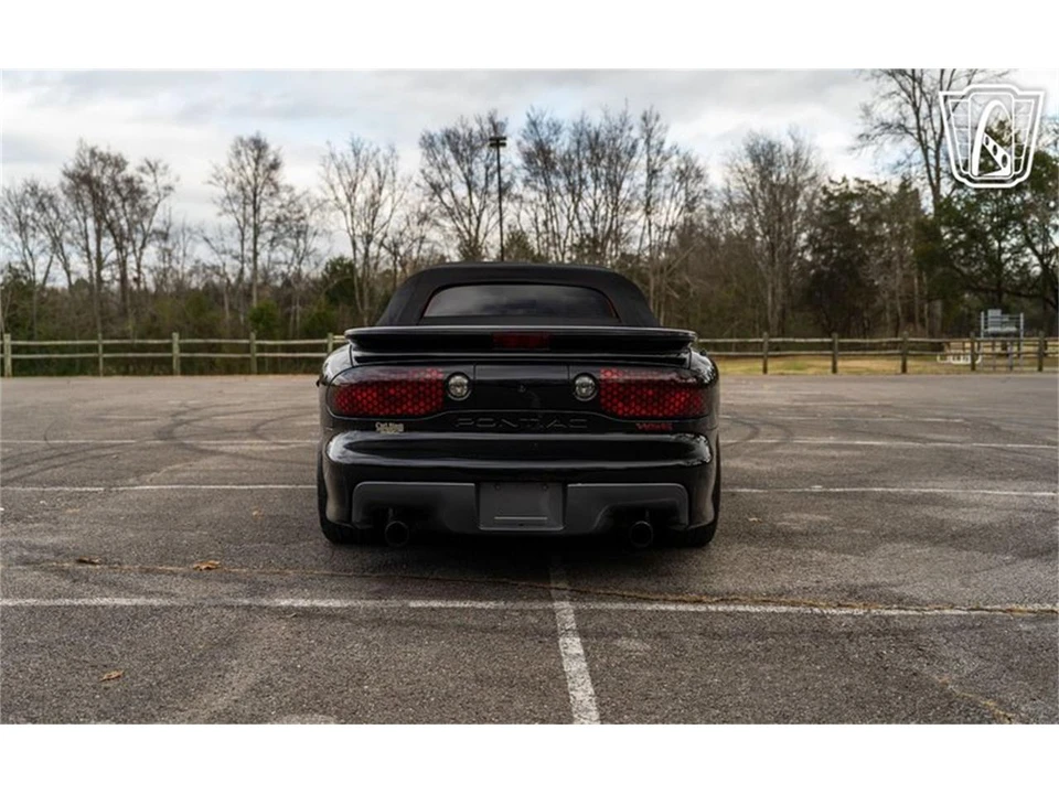 2002 Pontiac Firebird 4th Gen - Image 15 of 31