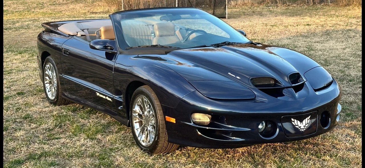 2002 Pontiac Firebird 4th Gen - Image 2 of 21