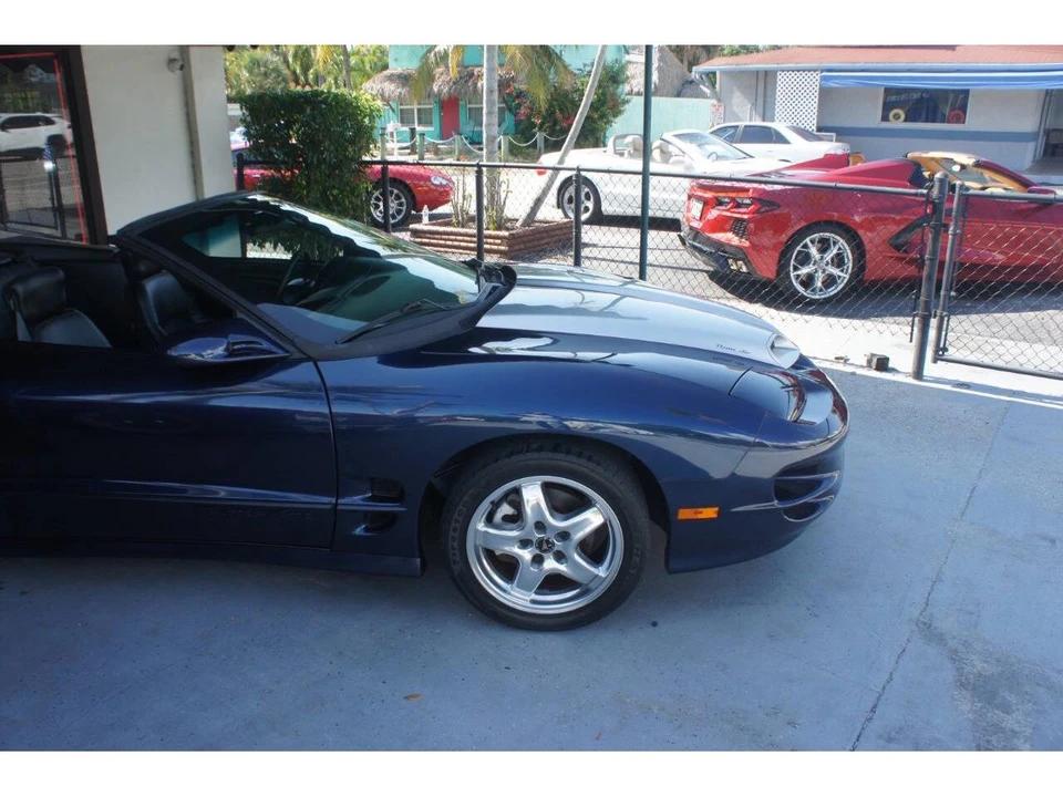 2002 Pontiac Firebird 4th Gen - Image 16 of 31