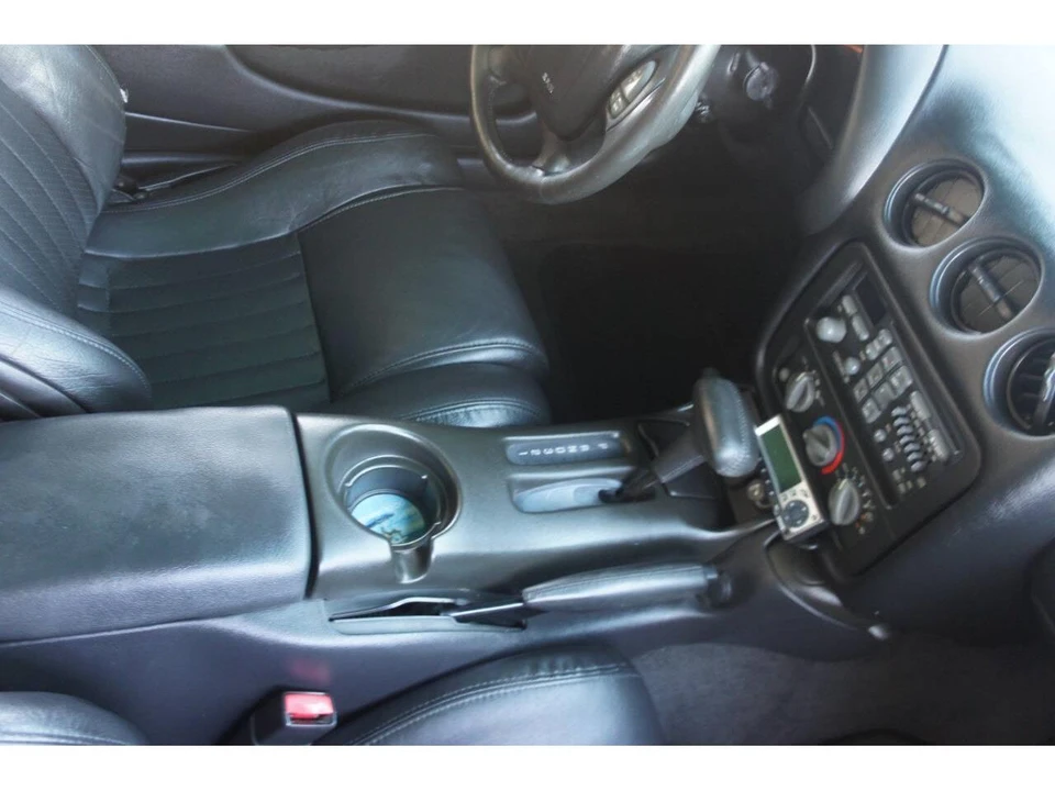 2002 Pontiac Firebird 4th Gen - Image 25 of 31