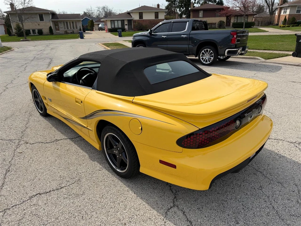 2002 Pontiac Firebird 4th Gen - Image 12 of 31