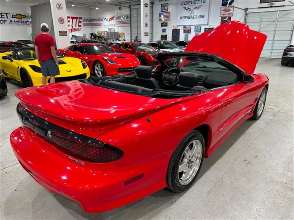 2002 Pontiac Firebird 4th Gen - Image 25 of 30