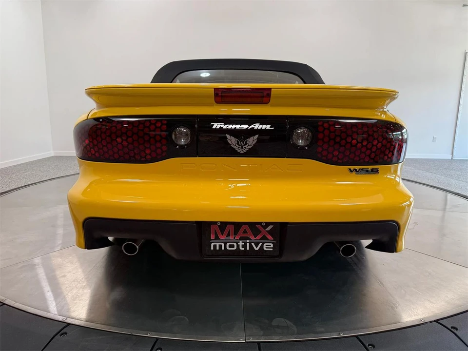 2002 Pontiac Firebird 4th Gen - Image 15 of 31