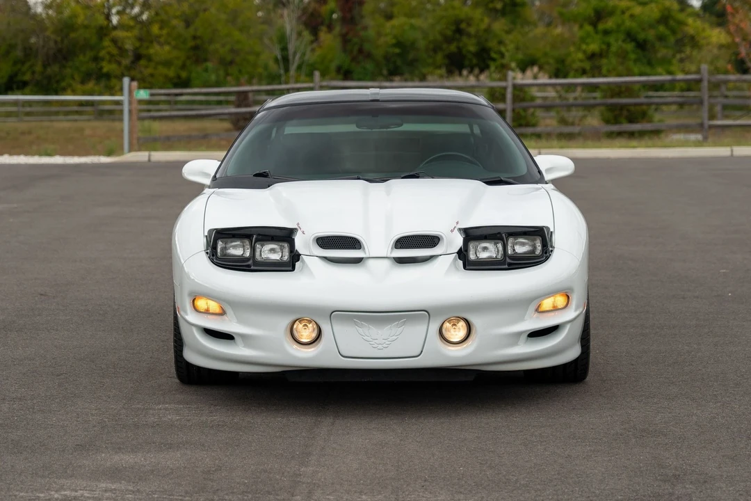2002 Pontiac Firebird 4th Gen - Image 14 of 21