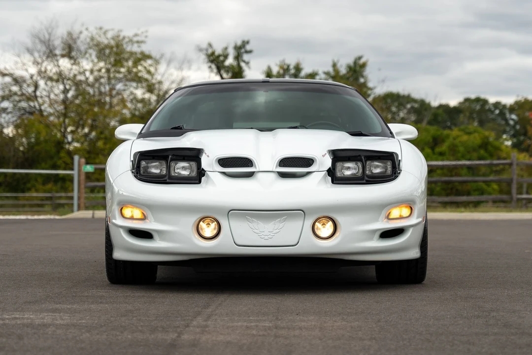 2002 Pontiac Firebird 4th Gen - Image 12 of 21