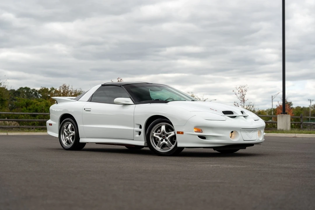 2002 Pontiac Firebird 4th Gen - Image 4 of 21