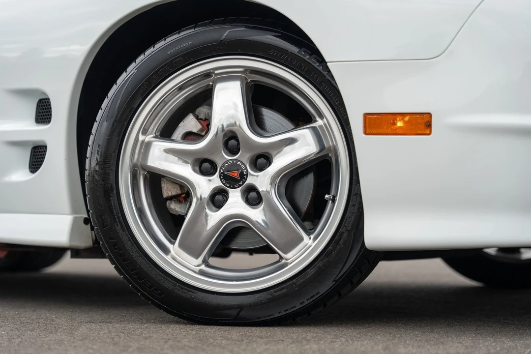 2002 Pontiac Firebird 4th Gen - Image 7 of 21
