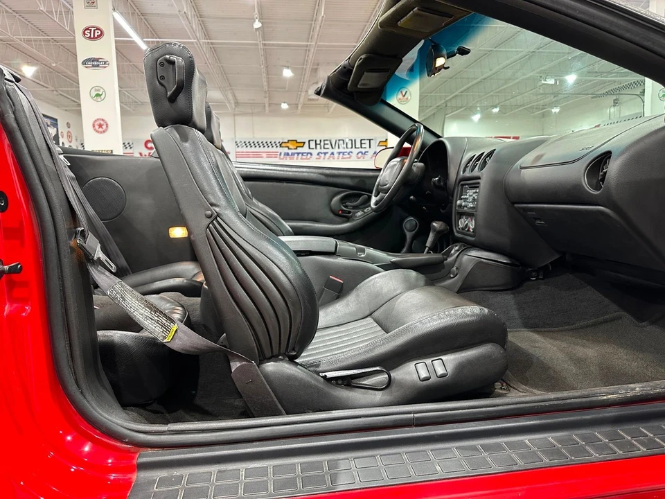 2002 Pontiac Firebird Trans Am 4th Gen - Image 11 of 21
