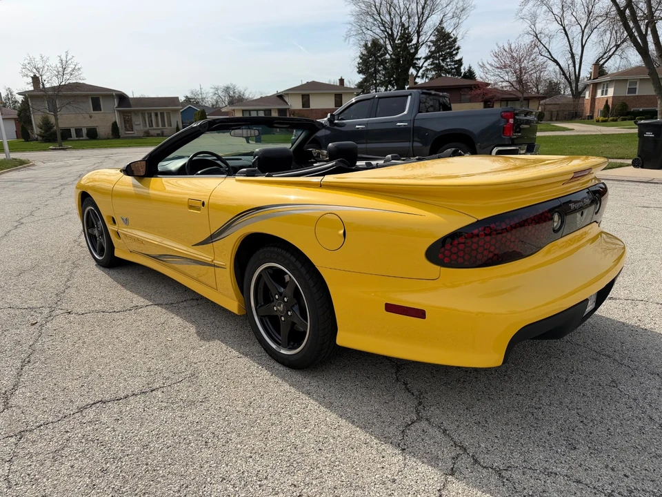2002 Pontiac Firebird 4th Gen - Image 9 of 31