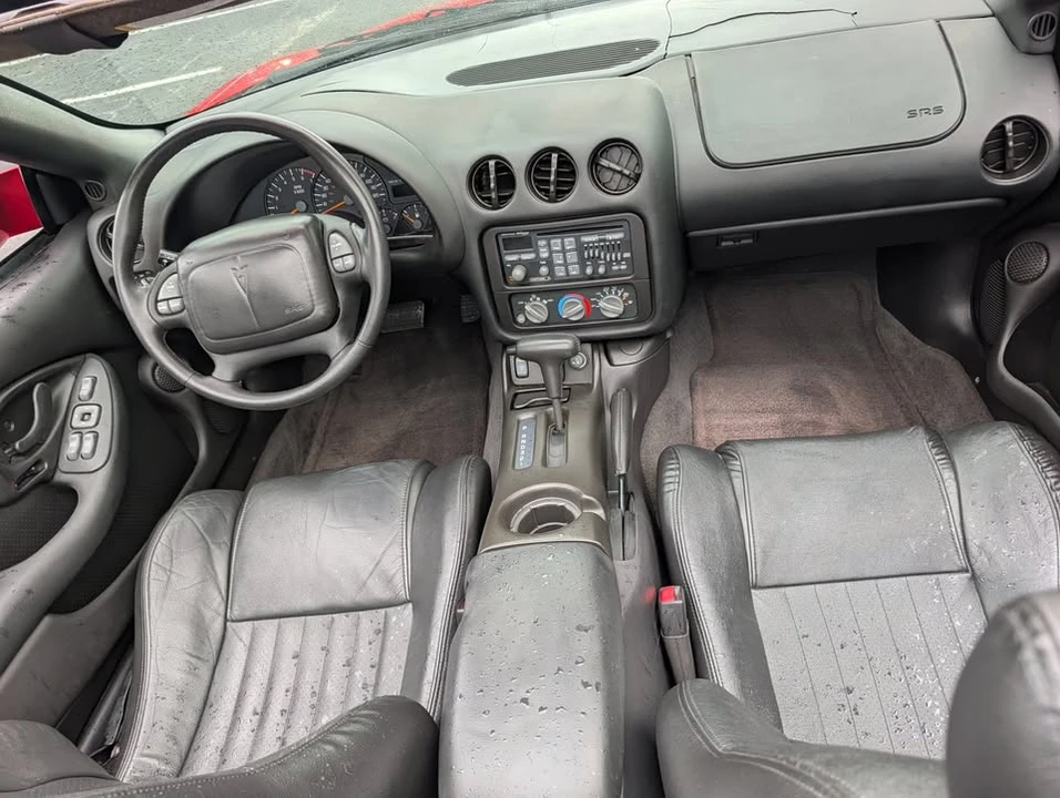2002 Pontiac Firebird 4th Gen - Image 17 of 20