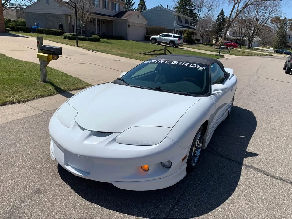 2002 Pontiac Firebird 4th Gen - Image 2 of 17