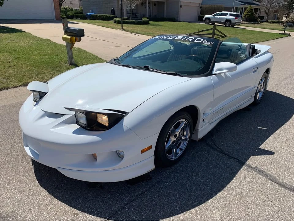 2002 Pontiac Firebird 4th Gen - Image 13 of 17