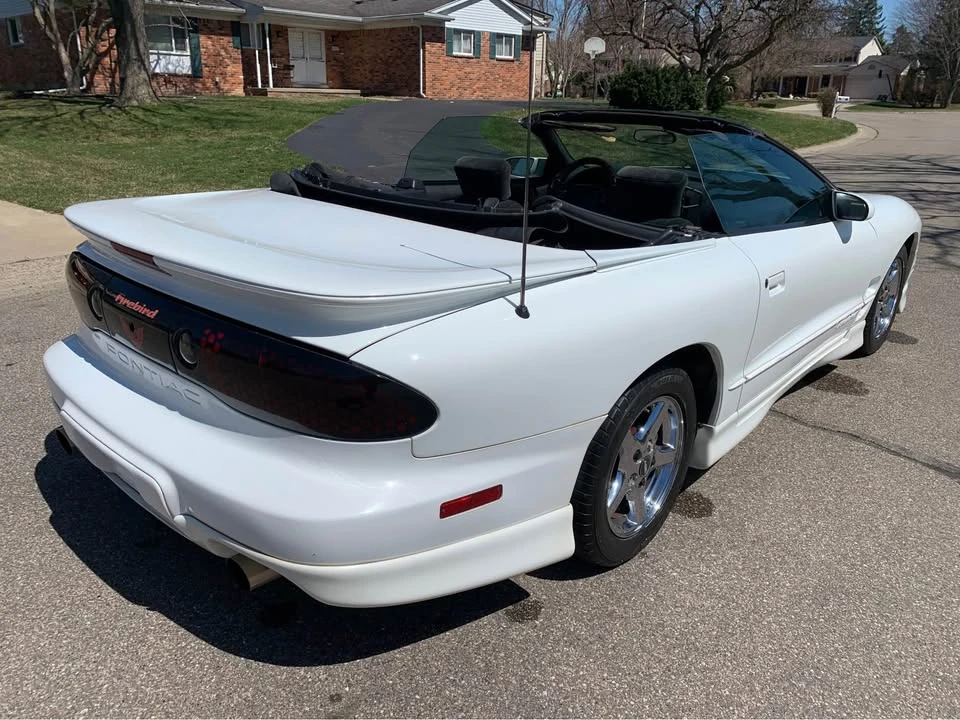 2002 Pontiac Firebird 4th Gen - Image 17 of 17